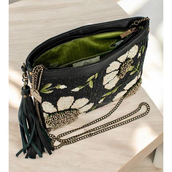 New With Tags Mary Frances #S001-732 “Sunshine & Daisies” Bag - Picture 4 of 11